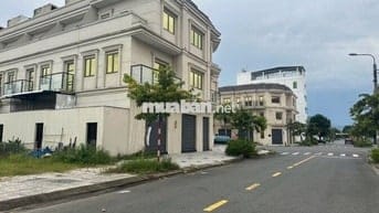 Siêu vip mặt tiền Nguyễn Thành long đường 7.5m ngang 6m