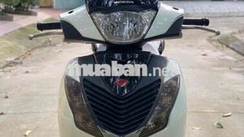 🌈Xe honda SH 2012 trắng  đen  mới len ken  90 %