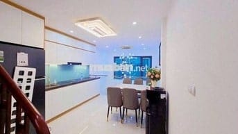 Em đang cần bán nhà mới xây 4t,40m tại Phố Lụa,Hà Đông nhỉnh 8 tỷ