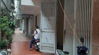  CHO THUÊ căn hộ chung cư trong ngõ 99 phố Trung Liệt, 45m2, full đồ