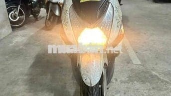 Chính chủ thanh lý Honda Click trắng sx 2009