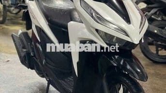 Xe máy Honda Vario 125 đời 2021 màu trắng đen