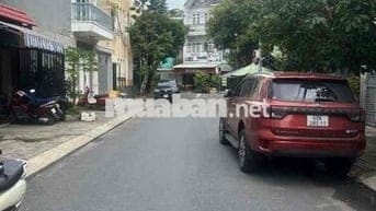 Bán CHDV Dương Quảng Hàm | 100m2 | 16.9tỷ | 15p-50tr