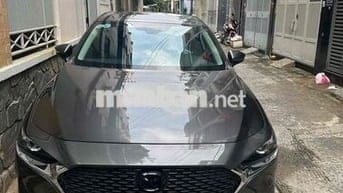 Mazda 3 2023 1.5L Luxury - 80000 km