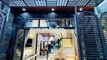 Bán nhà 2 tầng ngay trung tâm thành phố kiệt Hùng Vương