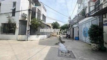 NHÀ 3 TẦNG KHU PHÂN LÔ ĐẸP - HẺM XE HƠI - SỔ HỒNG RIÊNG - 4 PHÒNG N