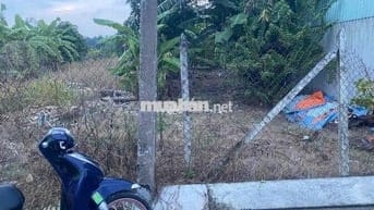 hàng mới toanh mặt tiền nhi bình 9 dt 5x30 giá 2 tỷ 3