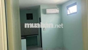 Phòng trọ 20 met vuông ngay mặt tiền