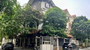 Chính chủ cho thuê Biệt Thự 4 Tầng tại: Trung Hoà,Cầu Giấy,Hà Nội