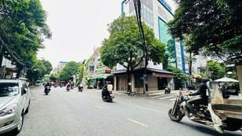 Hạ giá 10 tỷ bán GẤP tòa nhà Tân Bình 6 tầng - ngang gần 6m - HĐT 82tr