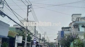 Chủ dễ tính cần bán nhà đúc lửng.đang có thu nhập ổn đinh.