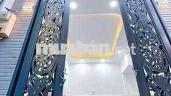 Q4, Bến Vân Đồn, nhà mới ở ngay, ko quy hoạch, 2 tầng, 25.5m², 2.45 tỷ