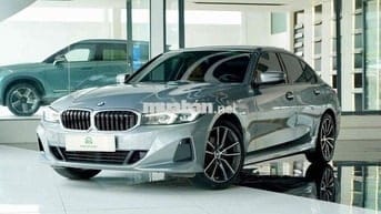 BMW 3 Series 2023 320i Sport Line - 16000 km