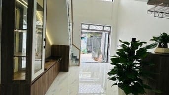 Gấp bán nhà gần Lã Xuân Oai, (160) hẻm oto, 55m2, giá chỉ 5 tỷ hơn