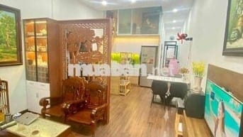 Bán CC 120E/11 Đinh Tiên Hoàng