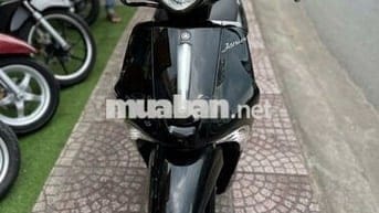 Xe máy Yamaha Janus đen, động cơ Blue Core