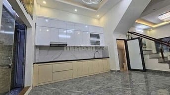 BÁN NHÀ PLQĐ DT: 59M x 5T MT: 4,2M PHỐ TÔ VĨNH DIỆN GIÁ :15,5 TỶ
