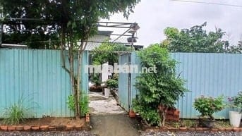 Ngộp Ngân Hàng – Cần bán Gấp Nhà X.Đa Phước H. Bình Chánh 136 m Vuông