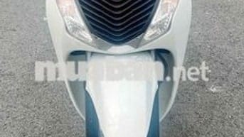 Nhìn lại Honda Dylan - Chiếc tay ga một thời vang bóng so may 104 xe nhap zin het can tien ban gap