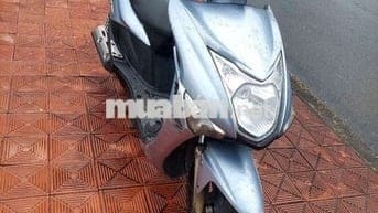 Ban xe hon da tay ga may em giay to day du