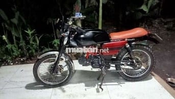 Xe máy Honda Win Cafe Racer màu đen