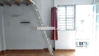 Cho thuê phòng trọ mới đẹp có ban công ở Quận Tân Bình.