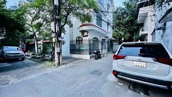 ĐẤT HIẾM GIÁ ĐẦU TƯ PHỐ NGỌC THỤY BỒ ĐỀ - MT5M - OTO 7 CHỖ VAÒ ĐẤT