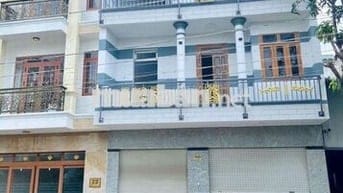 Cho thuê mặt tiền 3 lầu GS trong Bigc go dĩ an Bình Dương