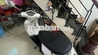 vespa sprint máu trắng abs 2022