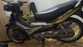 Xe máy Yamaha Jupiter Gravita màu Đen Bạc Vàng