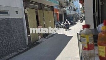 Share mặt bằng bán từ 12h trưa đến 8h tối bao điện nước