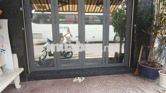 CHO THUÊ NHÀ MẶT TIỀN NGUYỄN DUY DƯƠNG Q10