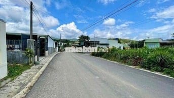 Gia Đình đi định cư bán gấp lô 200m2 gần Hồ Tâm Châu view xịn xò