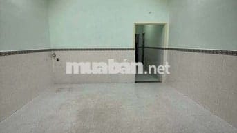 Nhà mới keng 4×20 sân rộng để 10 chiếc xe + miếng đất trống bên hông