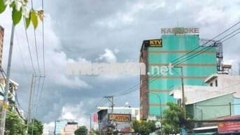 Bán Nhà 3 Tầng BTCT 45 m2 Hẻm Thông Tứ Tung Huỳnh Tấn Phát Hơn 6 Tỷ TL