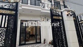 Nhà Phường 5 siêu đẹp 4m x 23m5 có 4 phòng ngù, 3wc