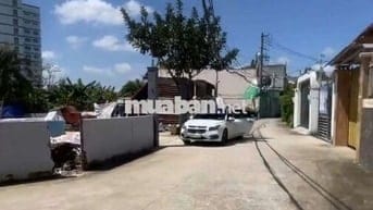 Lô đất góc 2 mặt tiền đường 7m sát bên bệnh viện đa khoa Hóc Môn.