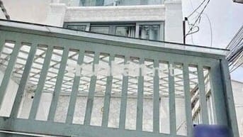 Thuê Nhà Đẹp Nguyên Căn Vĩnh Hội Q4