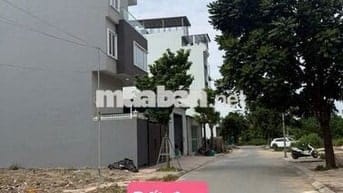 CẦN BÁN ĐẤT ĐẤU GIÁ CỔ LINH LONG BIÊN HÀ NỘI.