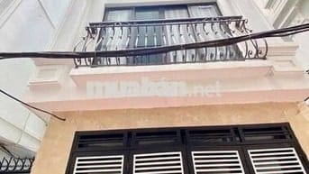 BÁN NHÀ 4Tx40m. Ô TÔ ĐỖ CỬA, NGAY GẦN QL6A, HUYỆN ỦY - TT CHÚC SƠN