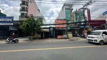 Bán nhà MT Tỉnh Lộ 10, DT 8 x 28m, cấp 4, giá 25 tỷ (Tín Hưng)