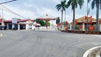 Cần bán 109m2 đất đấu giá trung tâm xã mễ sở cận kề vành đai 4