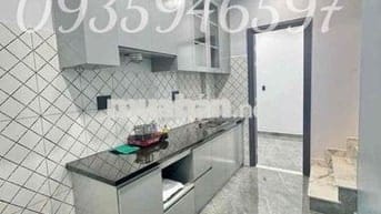 NHÀ MẶT TIỀN ĐƯỜNG 8M QUANG TRUNG - NHÀ MỚI 100% -3PN 2WC GIÁ 12TR