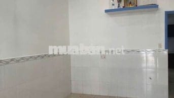 Cần bán nhà 1 trệt 1 gác đỗ ,phường:Bửu Hoà, gần chợ đồn