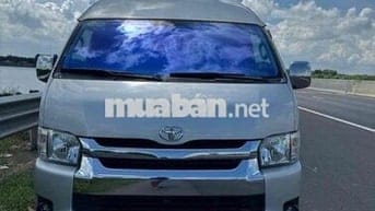 Toyota Hiace 2*** km