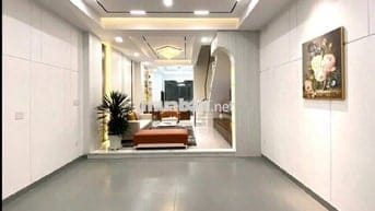 Bán nhà quận 7 mới full nội thất cao cấp, hẻm xe hơi, 9.8 tỷ