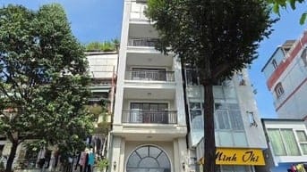 Nhà quận 3- 6 tầng tháng máy ngay Lê Văn Sỹ P13 - 4.7X17 chỉ 31 tỉ TL
