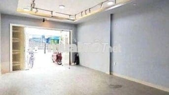 Cho Thuê Nhà Đường Nguyễn Thông, Quận 3 ( 4x10m - Nhà Suốt Đẹp )