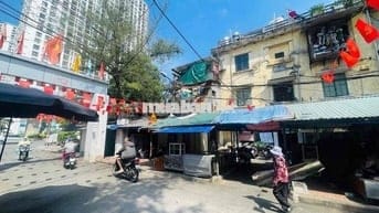 NHỈNH 1 TỶ - SỔ ĐỎ RIÊNG - TẬP THỂ NGUYỄN TRÃI - TẦNG 2 - ĐỐI DIỆN TTT