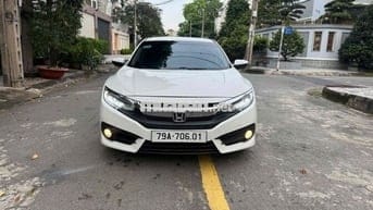 Honda Civic 2018 1.5G Vtec Turbo - 90000 km